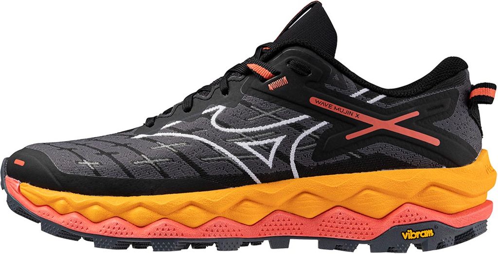 Mizuno Wave Mujin 10 W Trailskor Black/White/Hot Coral